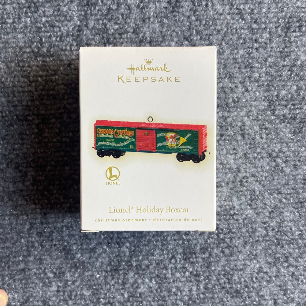 Hallmark Keepsake 2009 Lionel Holiday Boxcar Metal Christmas Ornament QXI1095